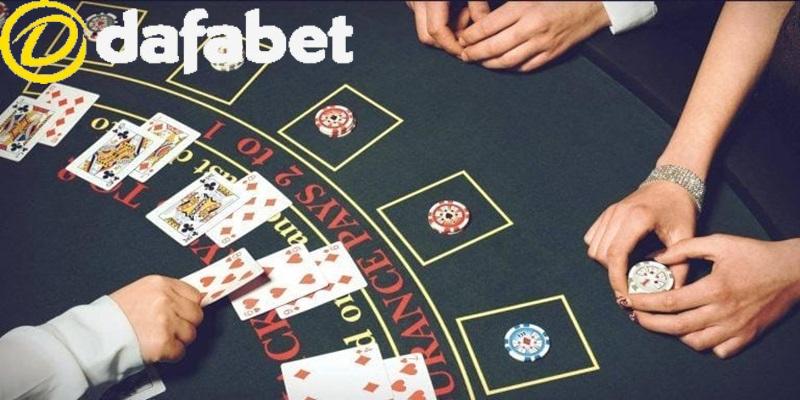 Luật Chơi Blackjack Đơn Giản - Cách Chơi Blackjack Hiệu Quả 2 Tìm hiểu quy định về bàn cược trong luật chơi blackjack
